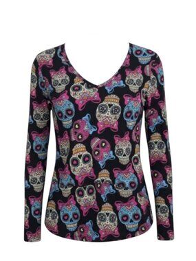 No Boundaries Grunge Skull Top 11/13